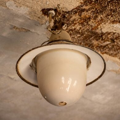 Ceiling with water leak